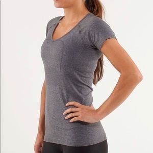 EUC Lululemon Swiftly Tech V - Neck Short Sleeve Top - Dark Gray